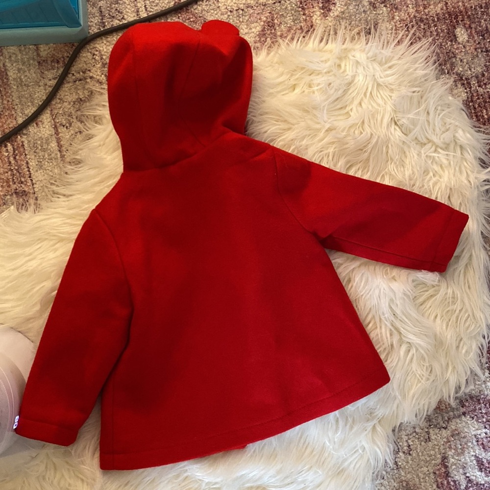 Red coat - Picture 4 of 4